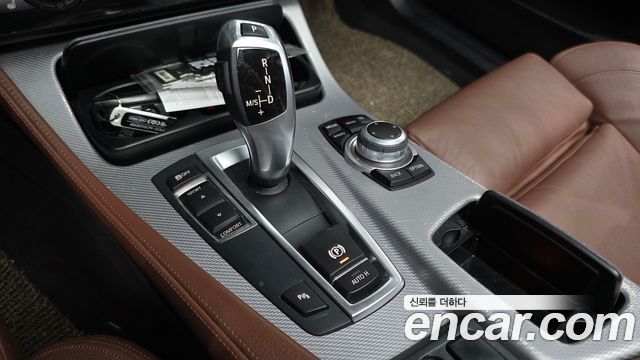 BMW 5-Series 2013 — photo 9