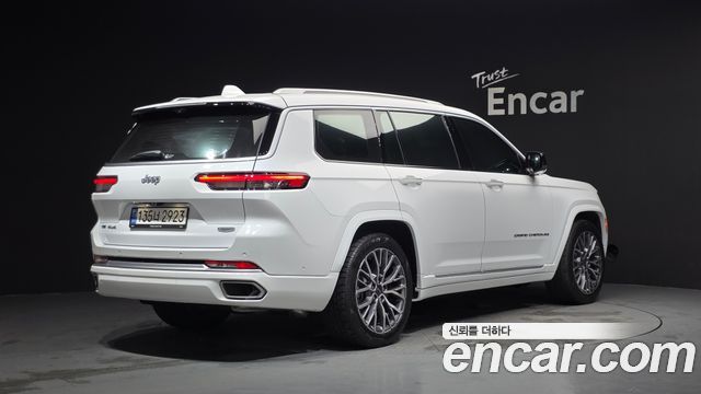 Jeep Cherokee 2023 — photo 2