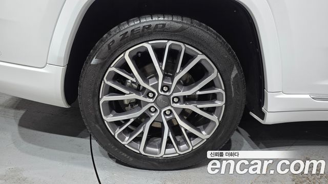 Jeep Cherokee 2023 — photo 5