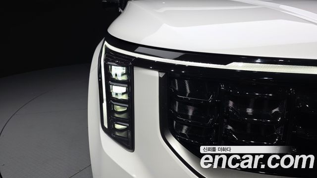 Kia Canival 2025 — photo 8