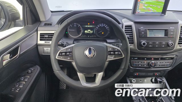 KG Mobility Rexton 2018 — photo 14
