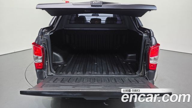 KG Mobility Rexton 2018 — photo 20