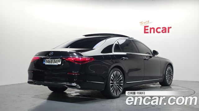 Mercedes-Benz S-Class 2022 — photo 2