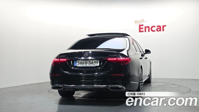 Mercedes-Benz S-Class 2022 — photo 4