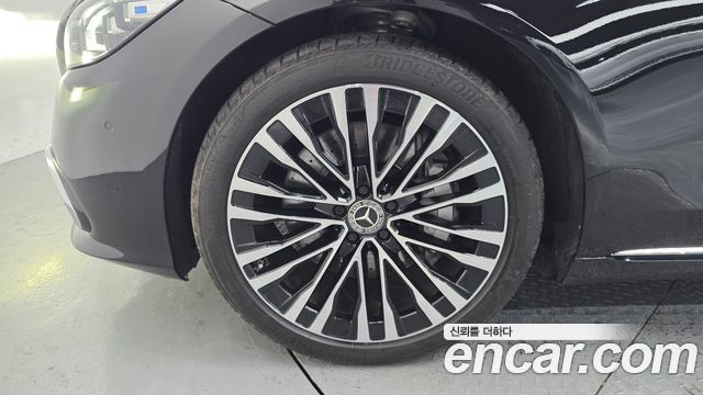 Mercedes-Benz S-Class 2022 — photo 5