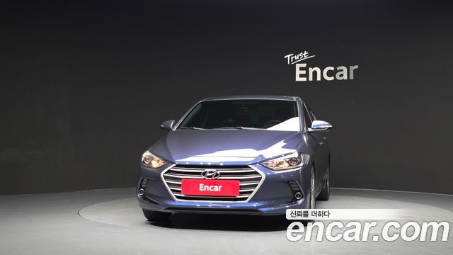 Hyundai AVANTE 2018 — photo 3