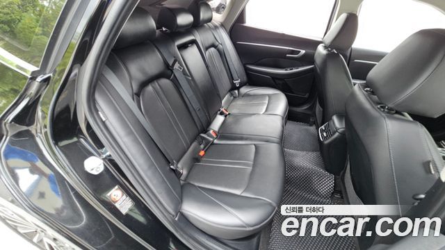 Hyundai Sonata 2020 — photo 17