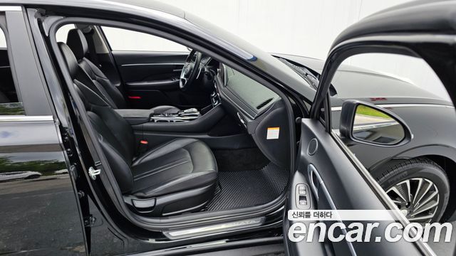Hyundai Sonata 2020 — photo 16