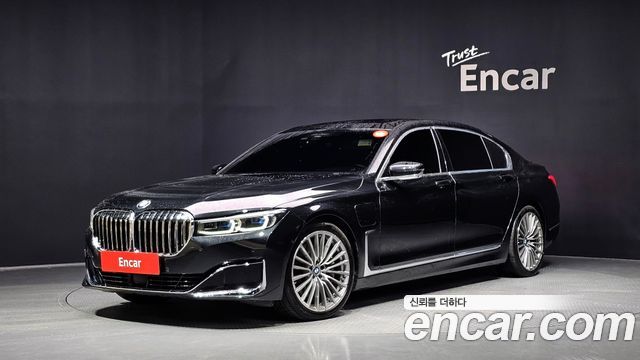 BMW 7-Series 2020 — photo 1