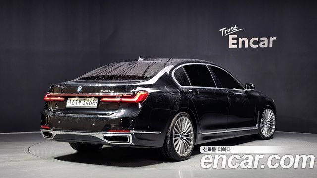 BMW 7-Series 2020 — photo 2