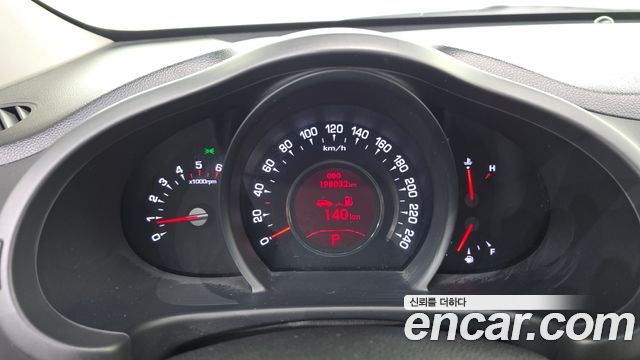 Kia Sportage 2013 — photo 8