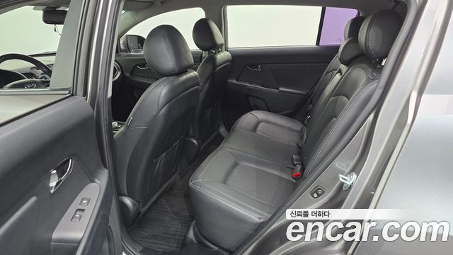 Kia Sportage 2013 — photo 18