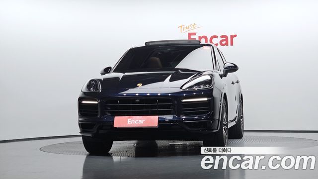 Porsche Cayenne 2019 — photo 3