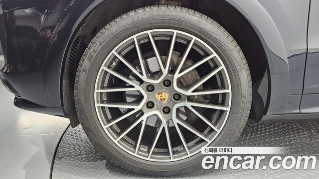 Porsche Cayenne 2019 — photo 5