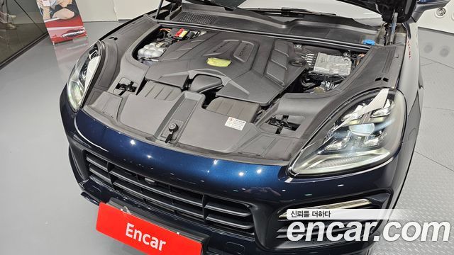 Porsche Cayenne 2019 — photo 6
