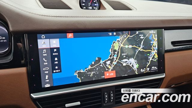 Porsche Cayenne 2019 — photo 20