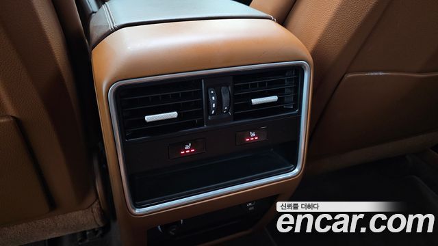 Porsche Cayenne 2019 — photo 26