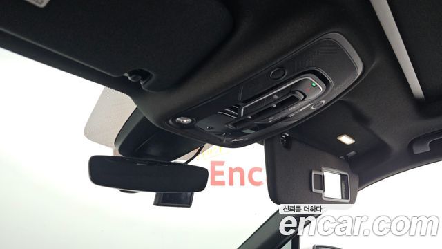 Audi Q7 2020 — photo 25