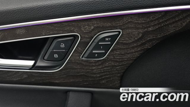 Audi Q7 2020 — photo 34