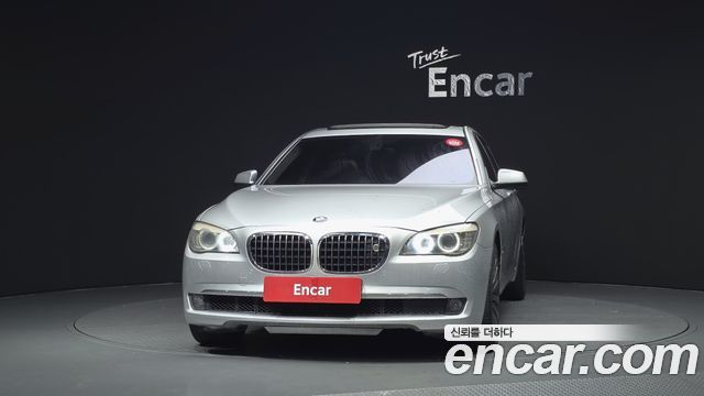 BMW 7-Series 2010 — photo 3