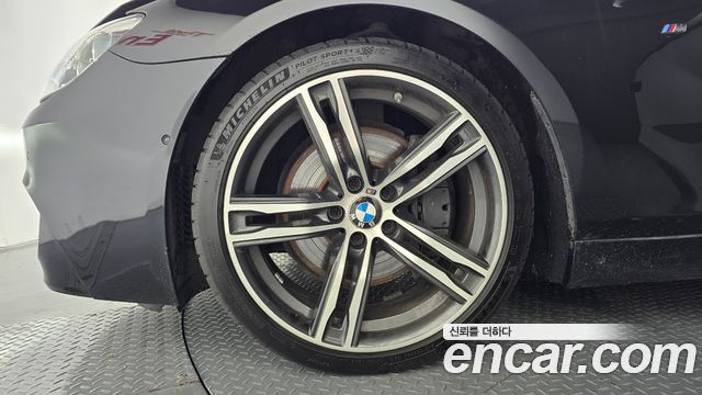 BMW 6-Series 2018 — photo 5