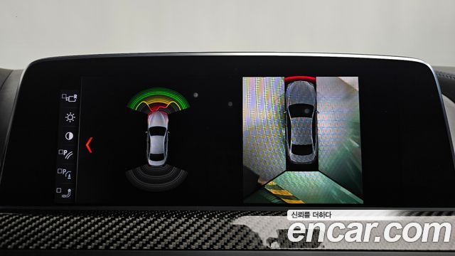 BMW 6-Series 2018 — photo 20