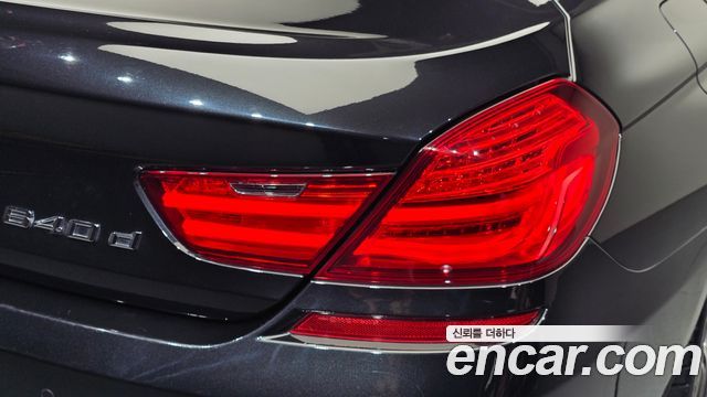 BMW 6-Series 2018 — photo 9