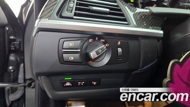 BMW 6-Series 2018 — photo 27