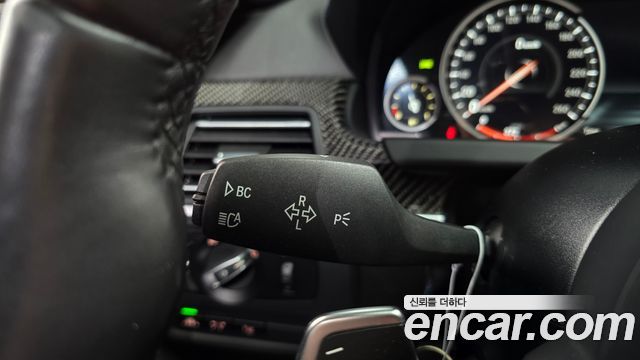 BMW 6-Series 2018 — photo 28