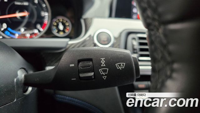 BMW 6-Series 2018 — photo 29