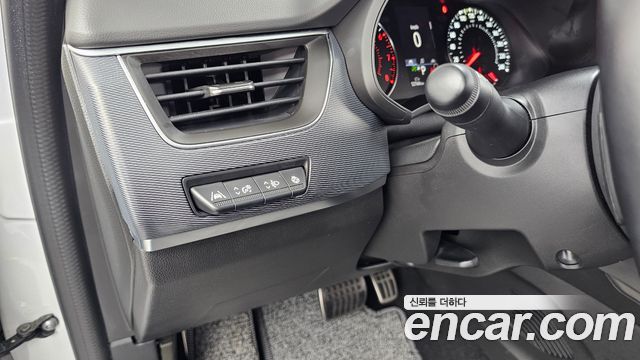 Renault Korea XM3 2023 — photo 22