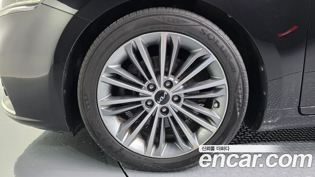 Kia K7 2016 — photo 5