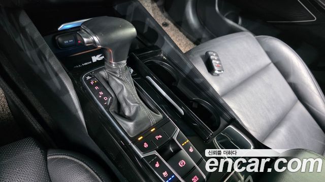 Kia K7 2016 — photo 12