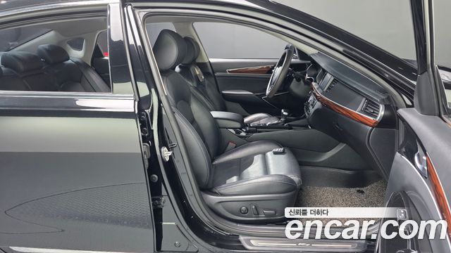 Kia K7 2016 — photo 16
