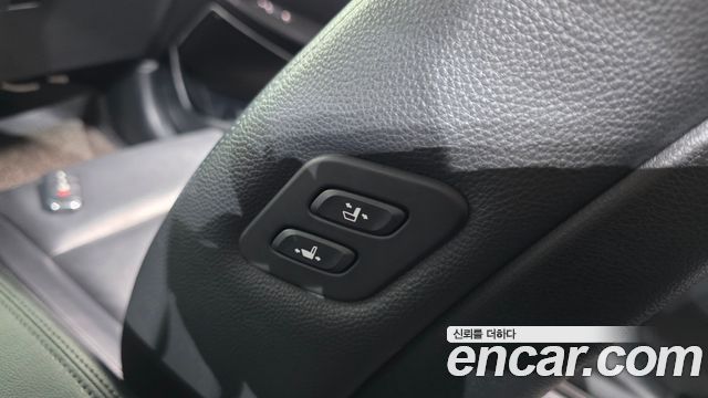 Kia K7 2016 — photo 28