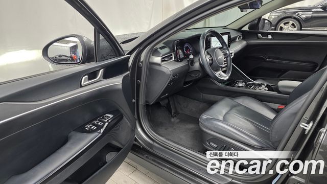 Kia K5 2022 — photo 13