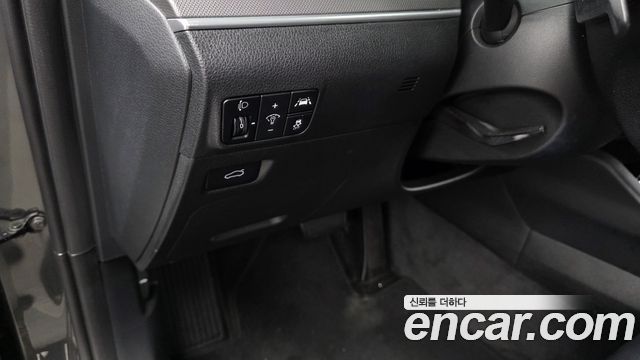 Kia K5 2022 — photo 23