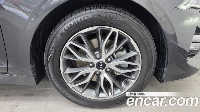 Kia K5 2022 — photo 7