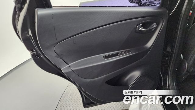 Renault Korea QM3 2016 — photo 15