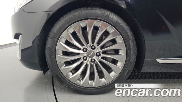 Genesis EQ900 2016 — photo 5