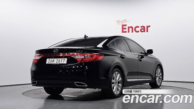 Hyundai Grandeur 2011 — photo 2