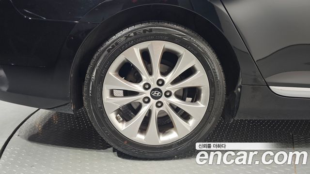 Hyundai Grandeur 2011 — photo 5