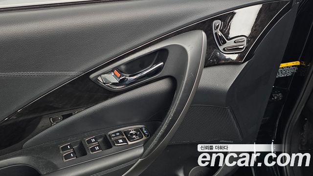 Hyundai Grandeur 2011 — photo 14