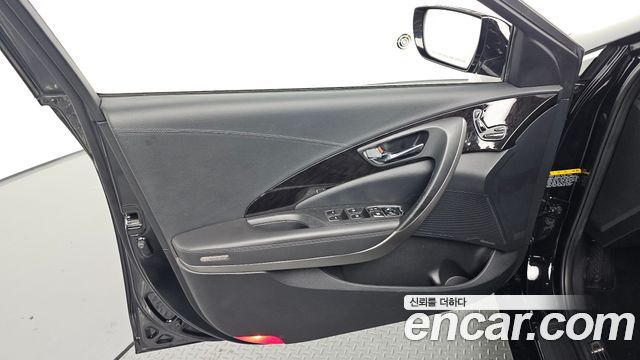 Hyundai Grandeur 2011 — photo 23