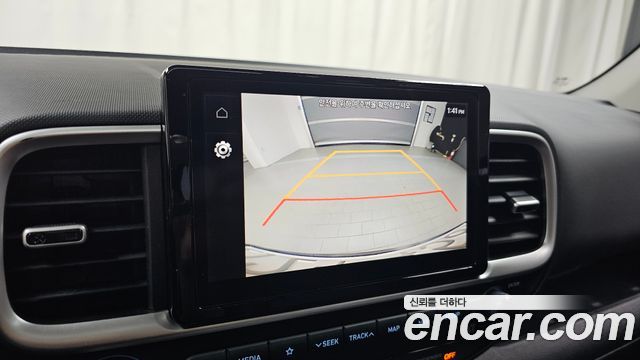 Hyundai Venue 2022 — photo 20