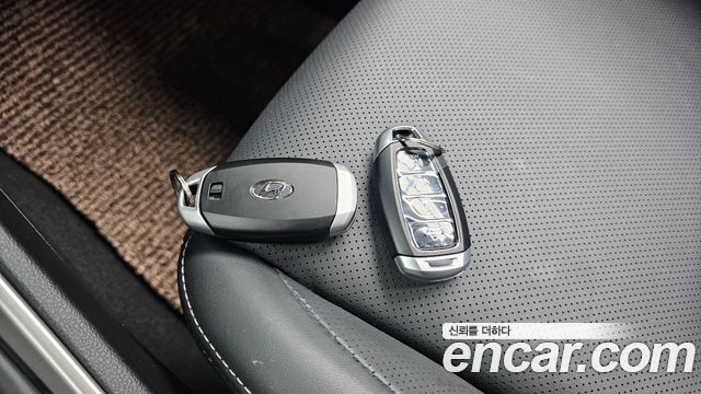 Hyundai Venue 2022 — photo 21