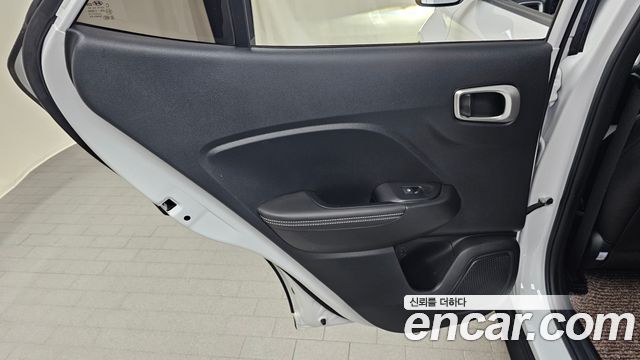 Hyundai Venue 2022 — photo 15