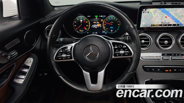 Mercedes-Benz GLC-Class 2021 — photo 14