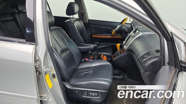 Lexus RX 2007 — photo 11