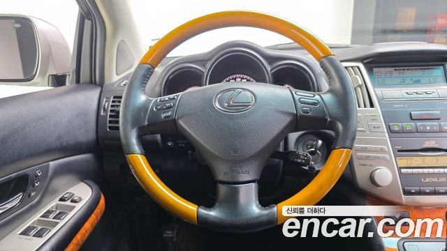 Lexus RX 2007 — photo 13